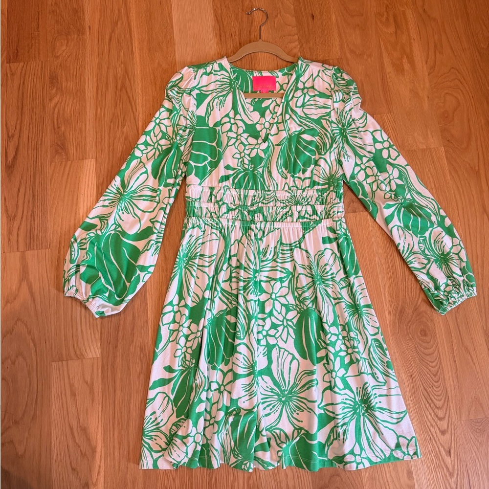 Lilly Pulitzer Women’s size Medium Green and White Long Sleeve Dress